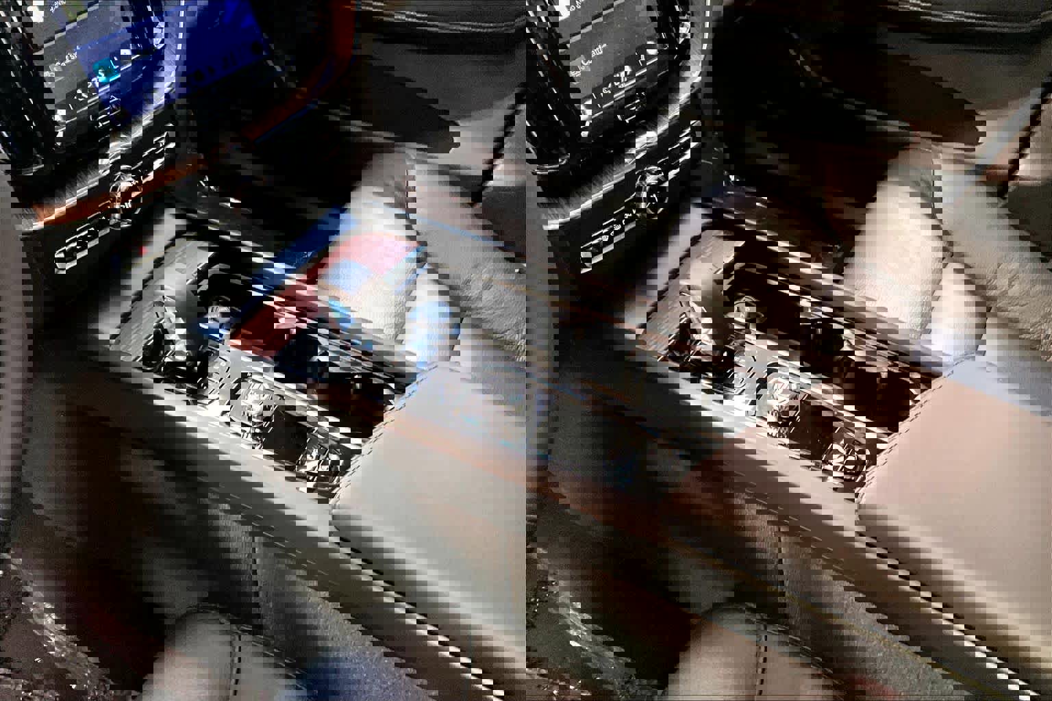 Used 2023 Volvo XC60 B5 Plus w/ Climate Package image 16