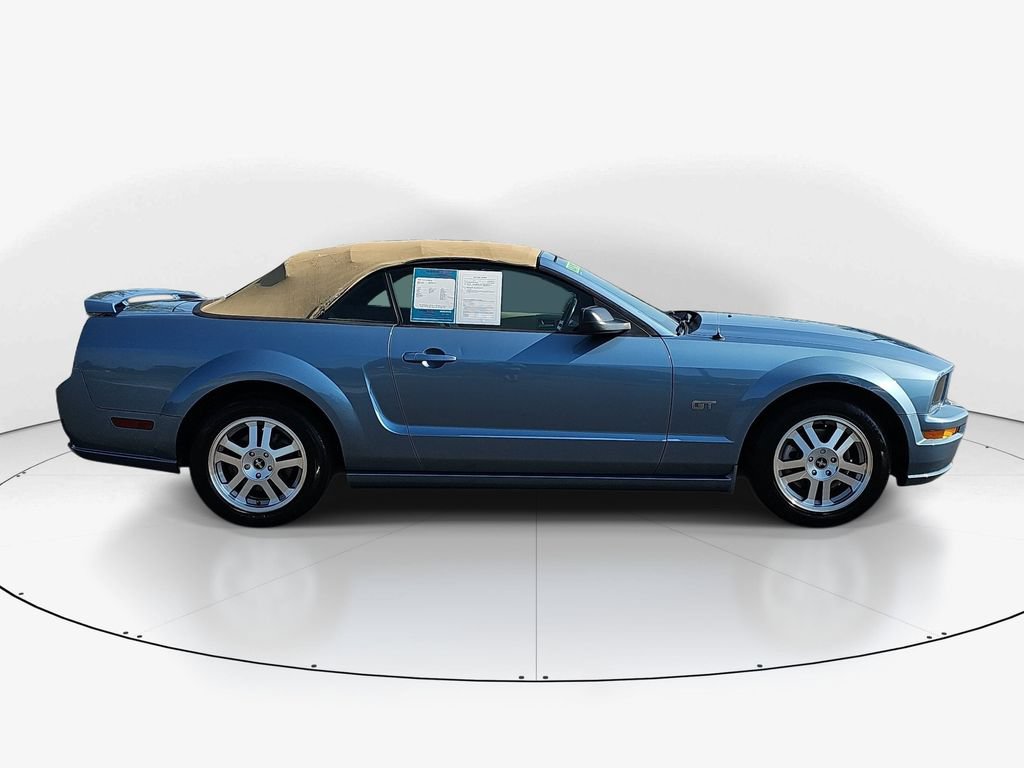 Used 2006 Ford Mustang GT RWD image 5