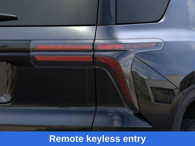 New 2025 Chevrolet Traverse LT w/ Driver Confidence Package image 12