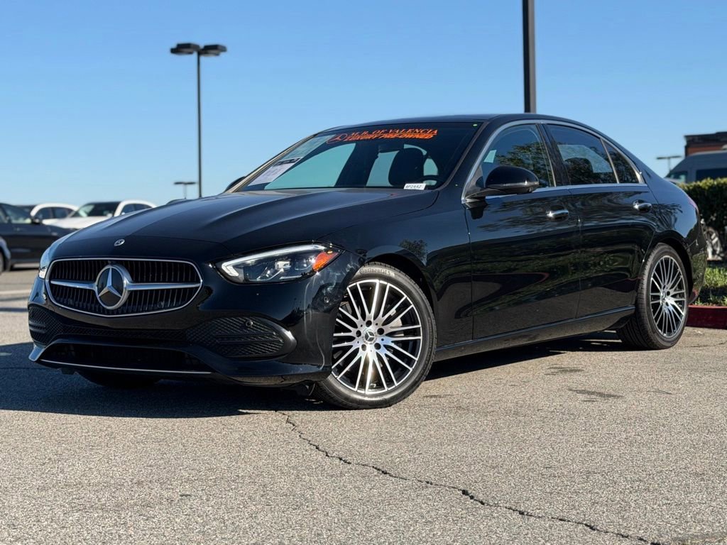 Used 2022 Mercedes-Benz C 300 4MATIC Sedan image 2