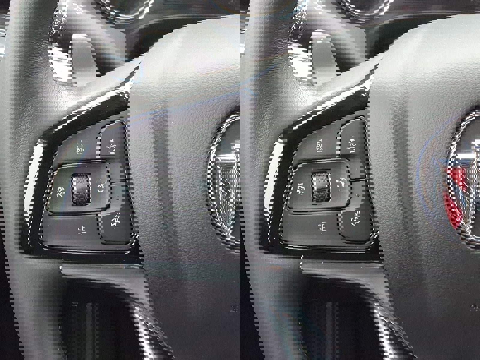 Certified 2024 Buick Enclave Essence image 11