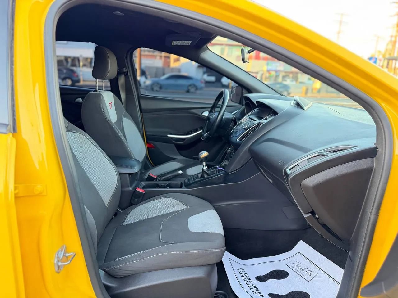 Used 2017 Ford Focus ST image 37