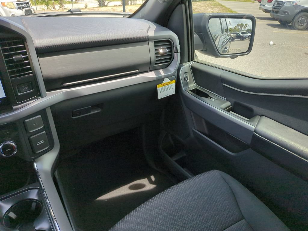 New 2026 Ford F150 XLT w/ Equipment Group 302A MID AWD/4WD image 15