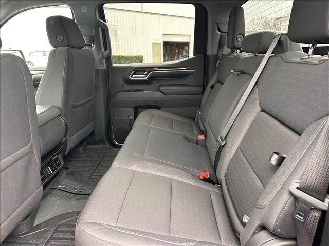 Certified 2024 GMC Sierra 1500 Elevation image 16
