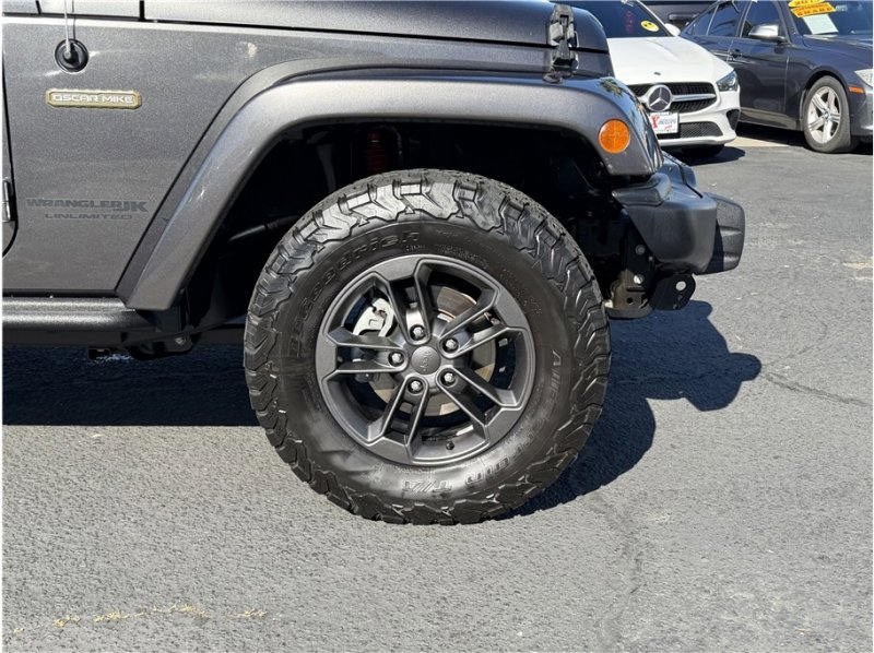 Used 2018 Jeep Wrangler Unlimited Sport image 9