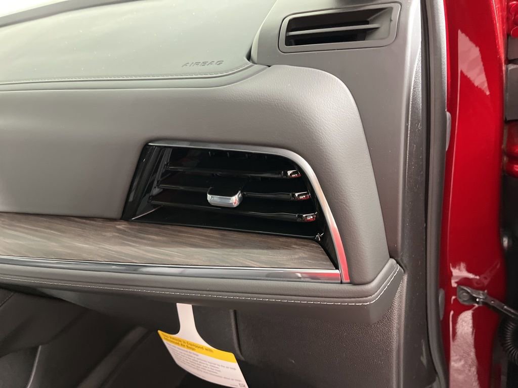 New 2026 Chevrolet Suburban LT image 10