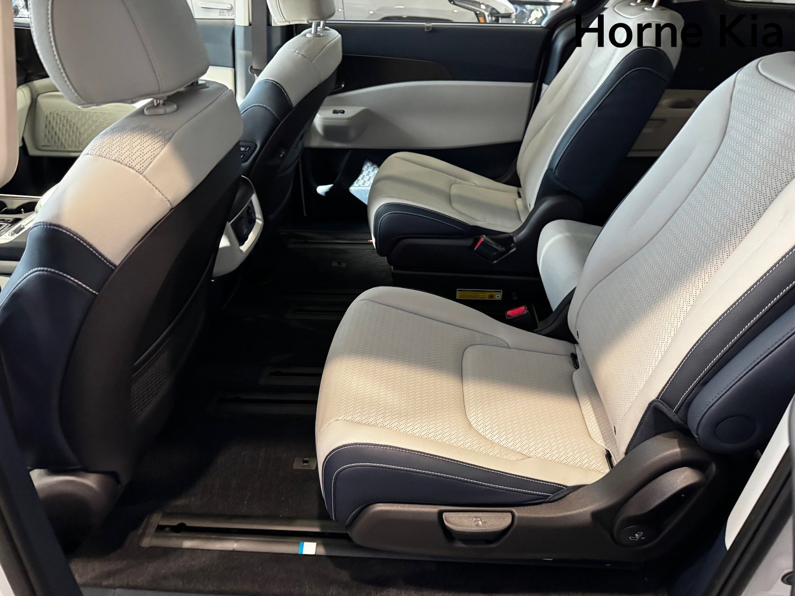 New 2026 Kia Carnival SX Prestige image 23