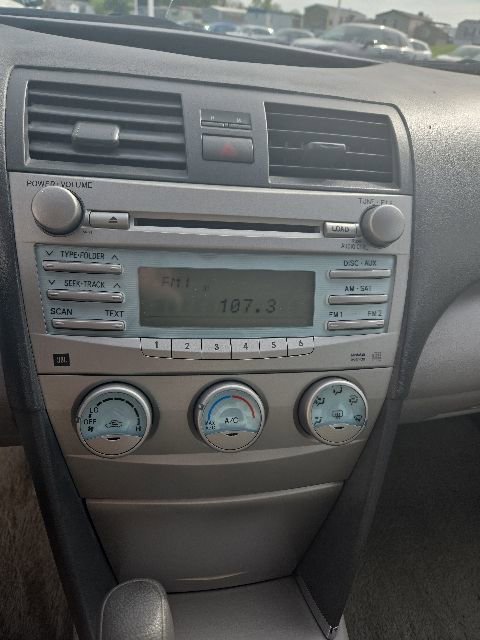 Used 2007 Toyota Camry LE FWD image 12