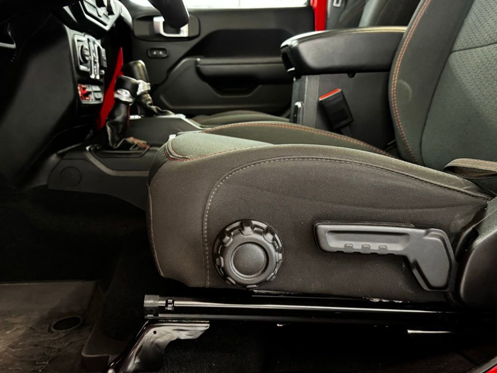 Certified 2023 Jeep Gladiator Rubicon w/ Trailer Tow Package AWD/4WD image 11