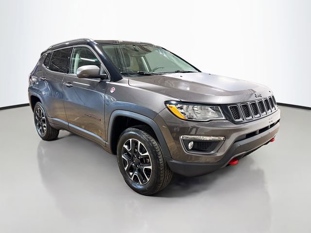 Used 2019 Jeep Compass Trailhawk w/ Leather Interior Group AWD/4WD image 5
