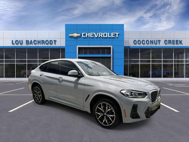 Used 2023 BMW X4 xDrive30i w/ M Sport Package AWD/4WD image 2