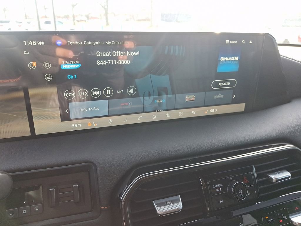 Certified 2025 Nissan Armada PRO-4X image 17