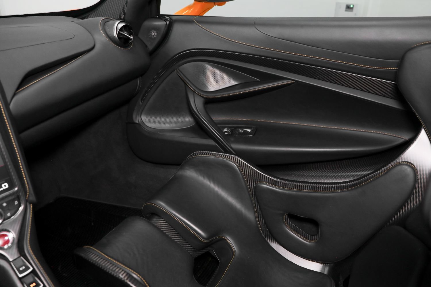 Used 2021 McLaren 765LT RWD image 52