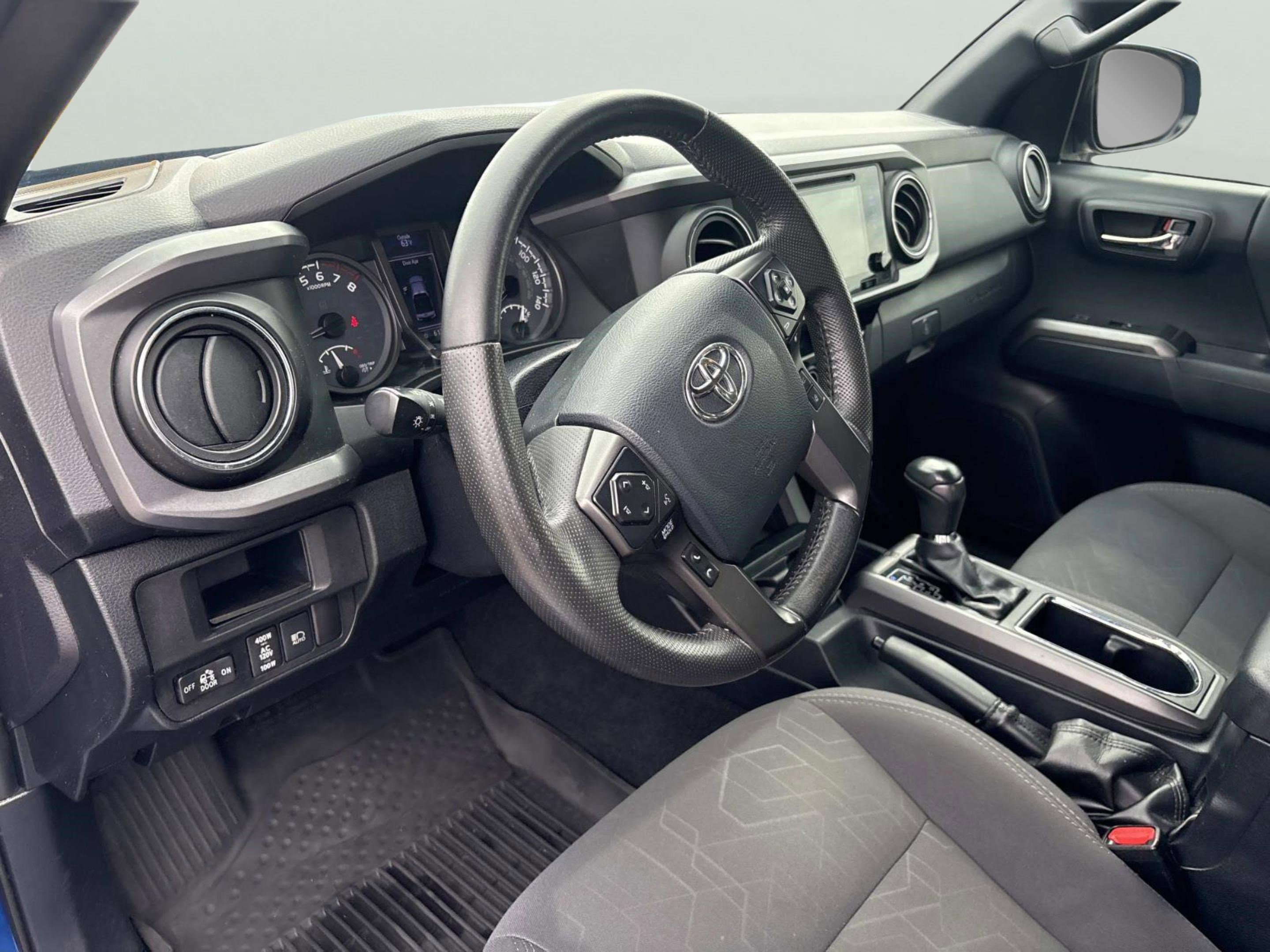 Used 2018 Toyota Tacoma TRD Off-Road image 26