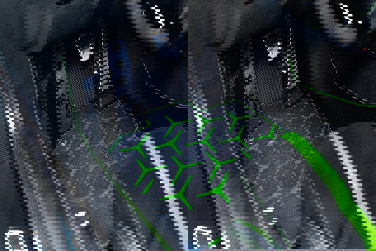 Used 2021 Lamborghini Aventador SVJ image 28