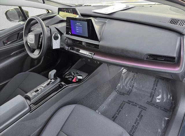 Used 2026 Toyota Prius Plug-In Hybrid image 20