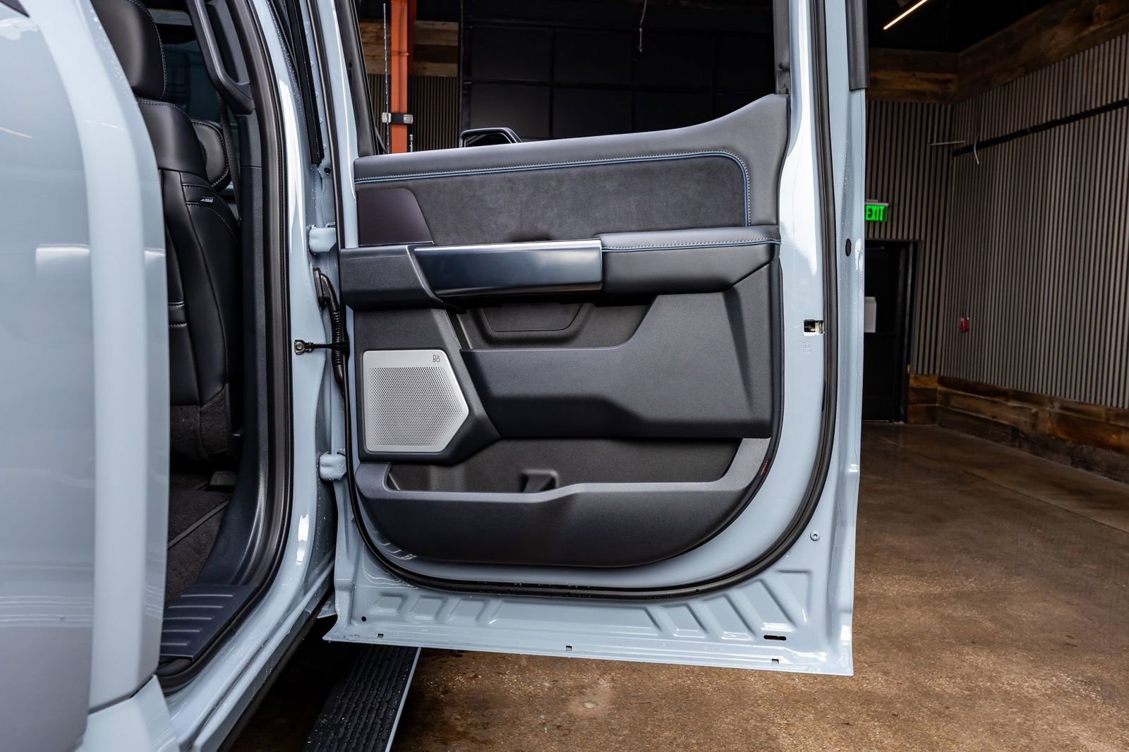 Used 2026 Ford F250 Platinum AWD/4WD image 39