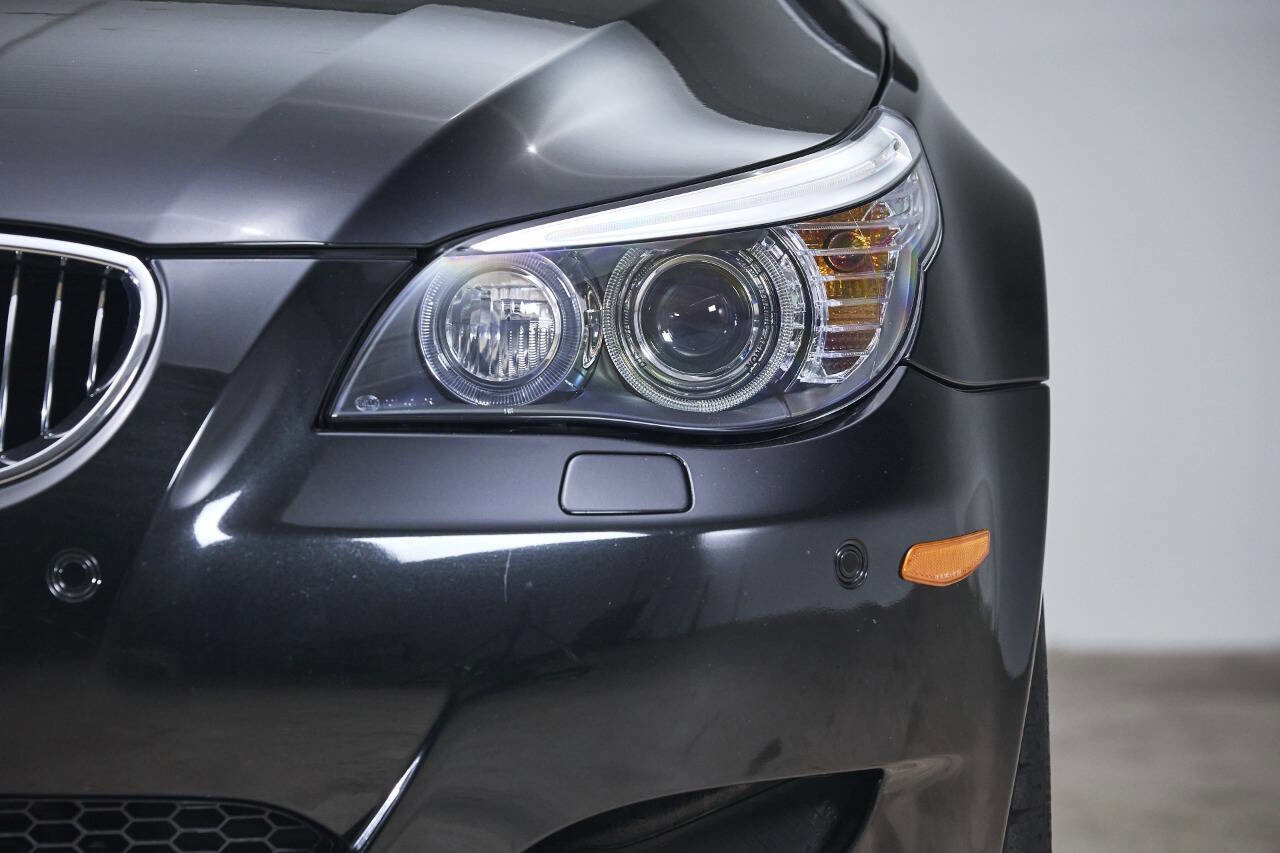 Used 2008 BMW M5 image 28