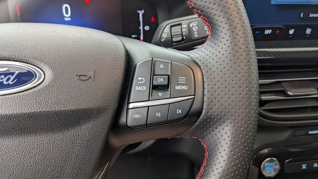 Certified 2023 Ford Escape ST-Line w/ Tech Pack #1 image 33