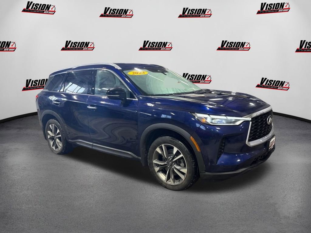 Used 2023 INFINITI QX60 Luxe w/ Cargo Package image 3