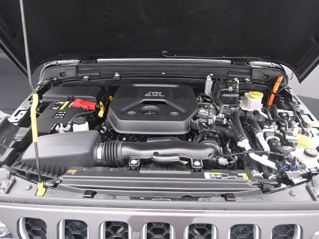 Used 2022 Jeep Wrangler Unlimited Sahara image 14