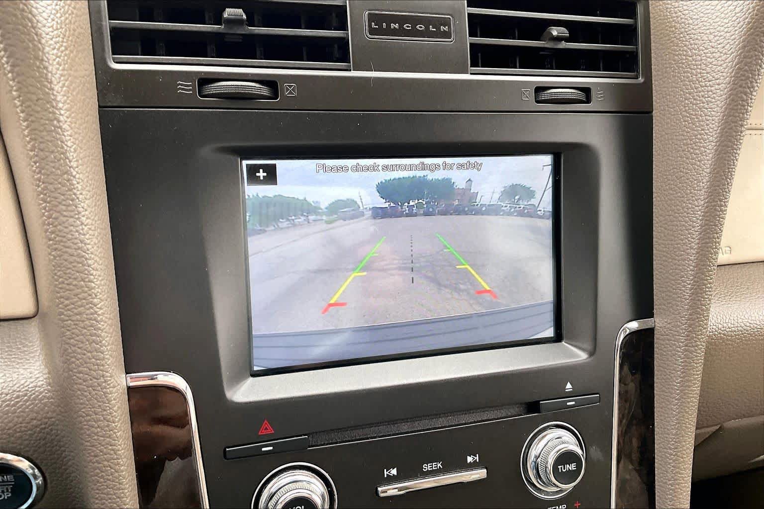 Used 2017 Lincoln Navigator Select AWD/4WD image 27