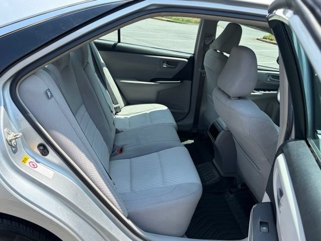 Used 2016 Toyota Camry LE FWD image 26