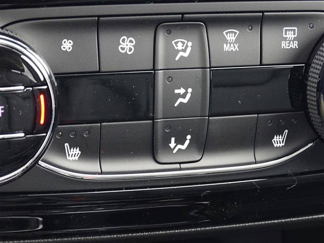 Used 2023 Buick Encore GX Essence w/ Experience Buick Package FWD image 13