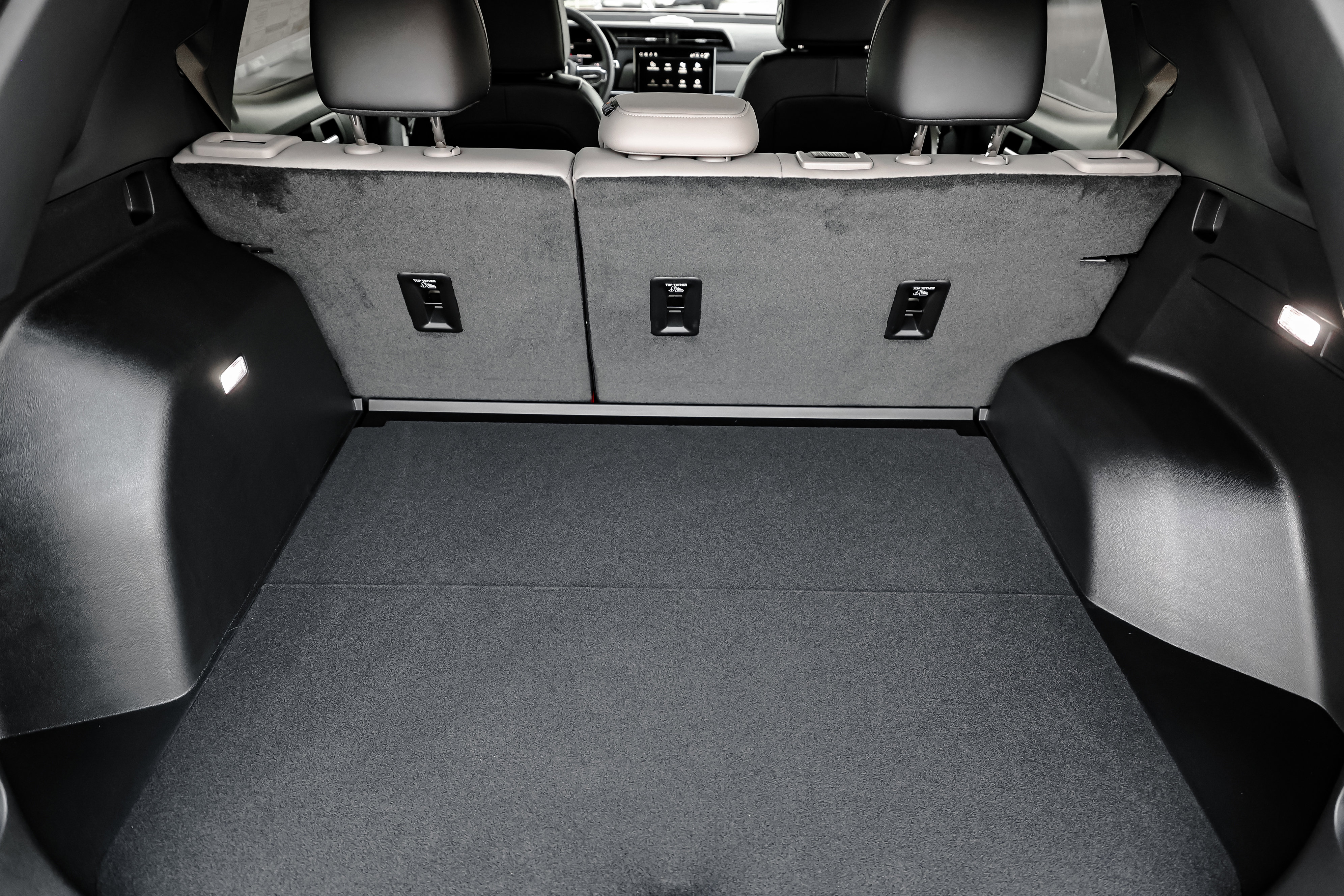 New 2026 GMC Terrain Elevation w/ Elevation Premium Package image 6