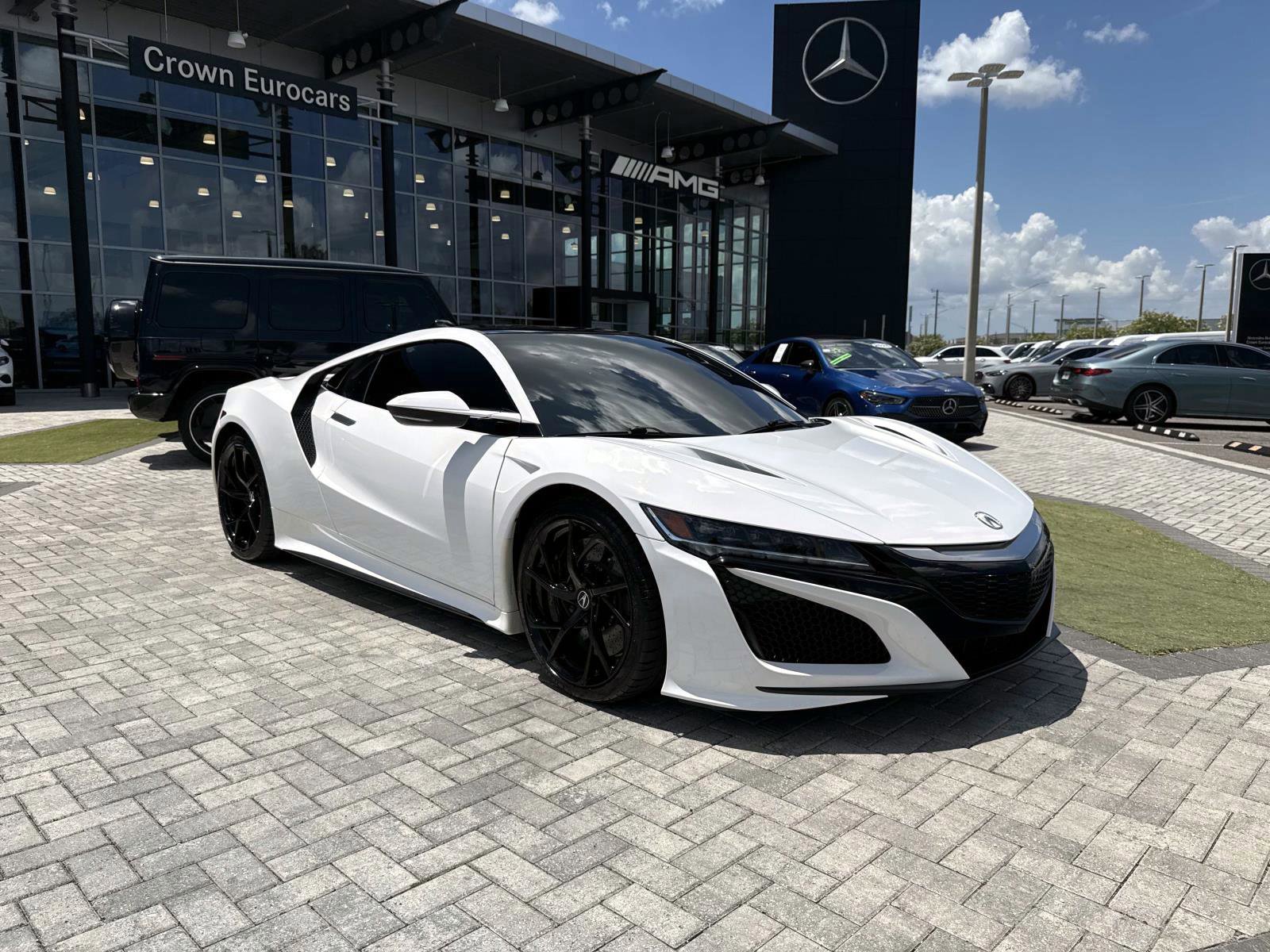 Used 2017 Acura NSX AWD/4WD image 7