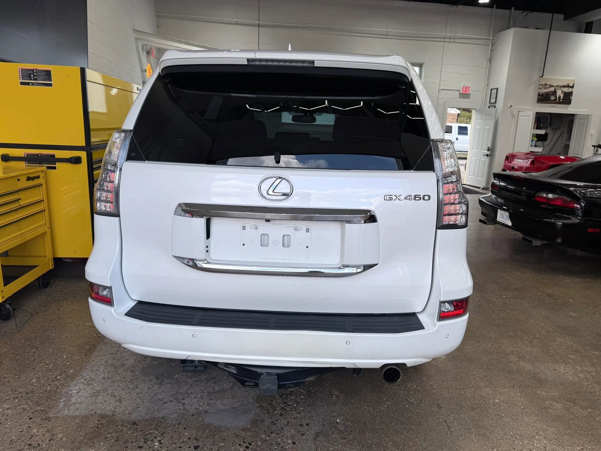 Used 2019 Lexus GX 460 Premium w/ Premium Package AWD/4WD image 4