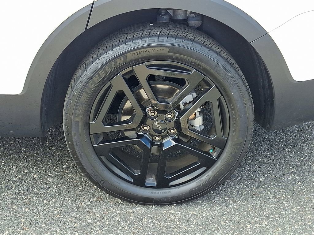 Used 2025 Kia Telluride SX X-Line image 9