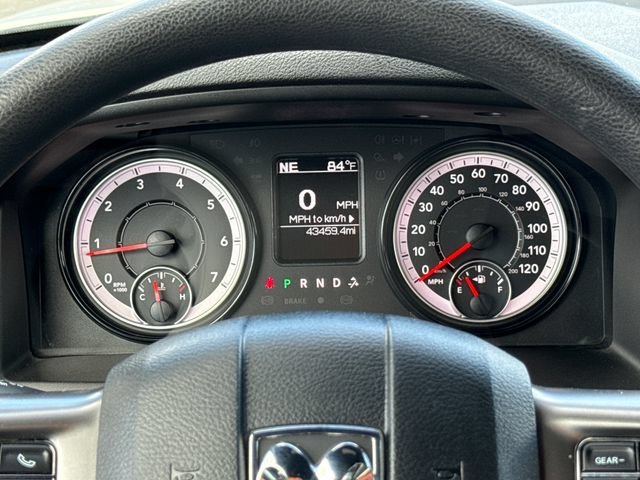 Used 2024 RAM 1500 Warlock AWD/4WD image 13