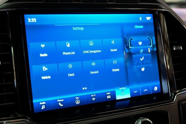 Used 2022 Ford F250 Lariat w/ Chrome Package AWD/4WD image 32