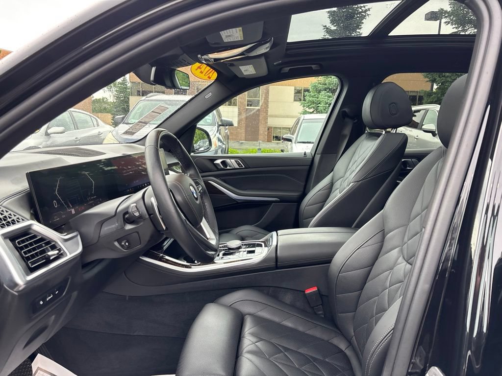 Used 2024 BMW X5 xDrive40i AWD/4WD image 18