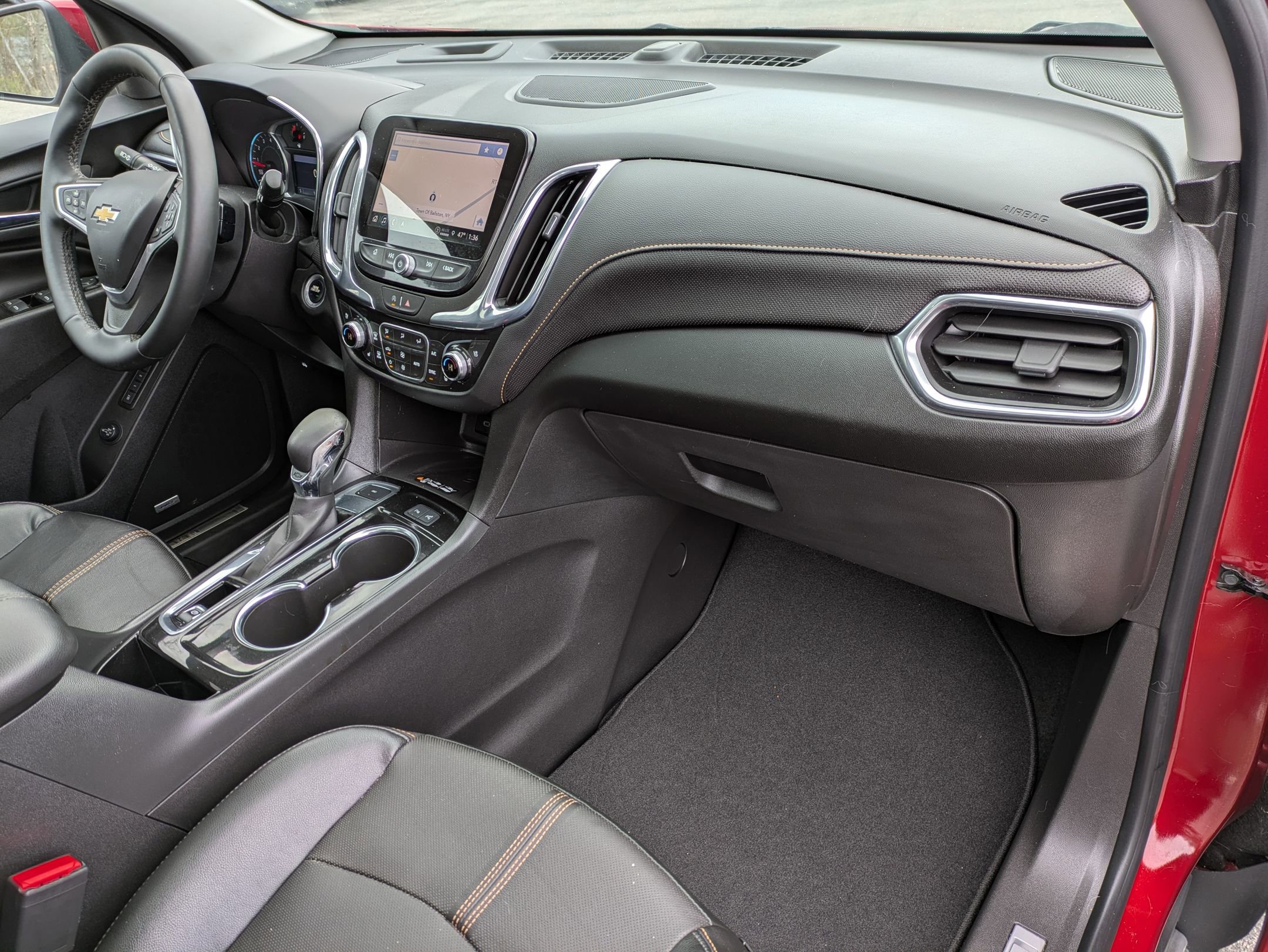 Used 2023 Chevrolet Equinox Premier image 25