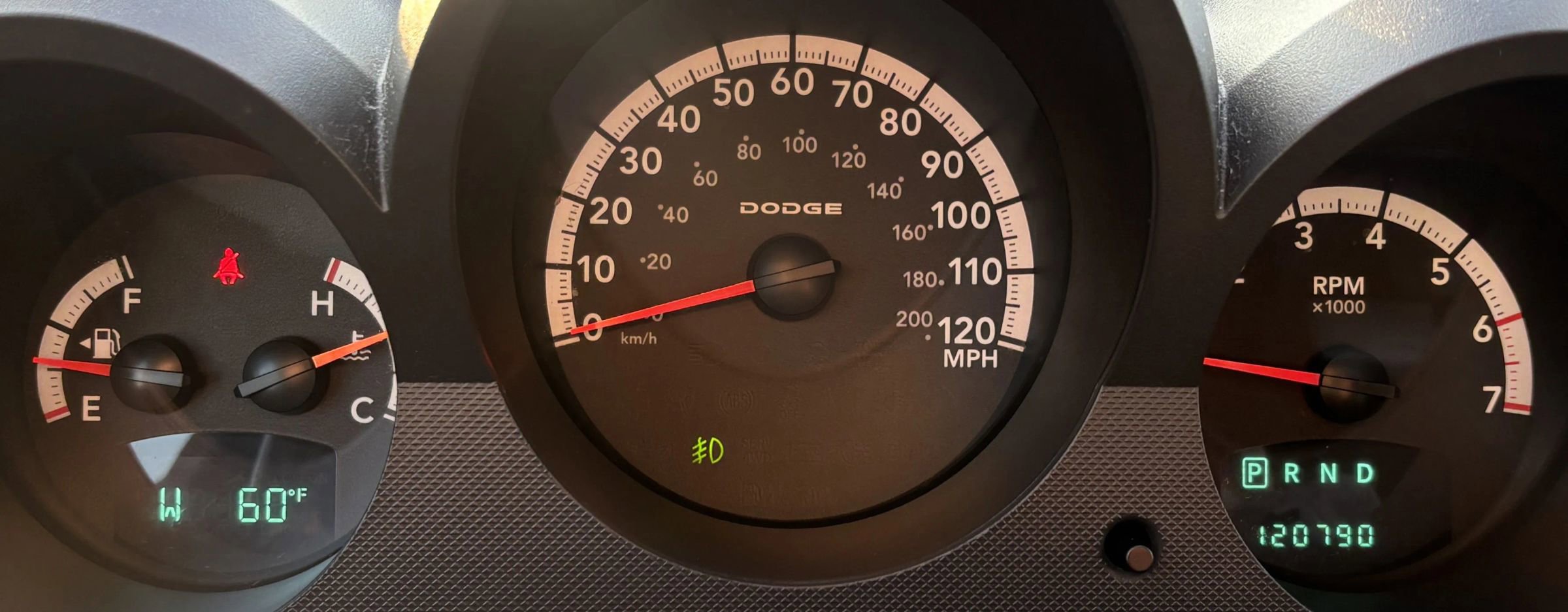 Used 2011 Dodge Nitro Heat w/ Popular Equipment Group image 16