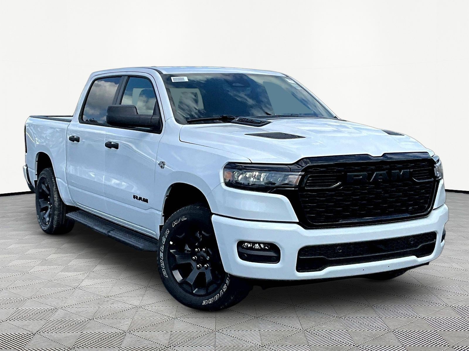 New 2026 RAM 1500 Express AWD/4WD image 3