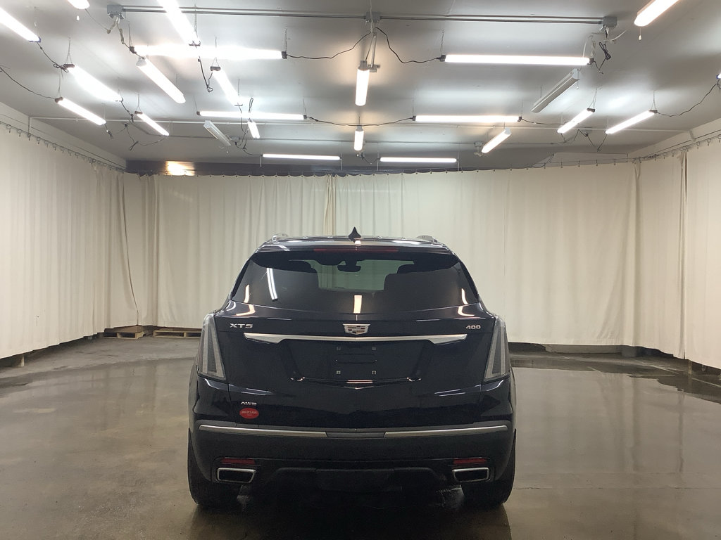 Used 2022 Cadillac XT5 Sportv w/ Platinum Package AWD/4WD image 7
