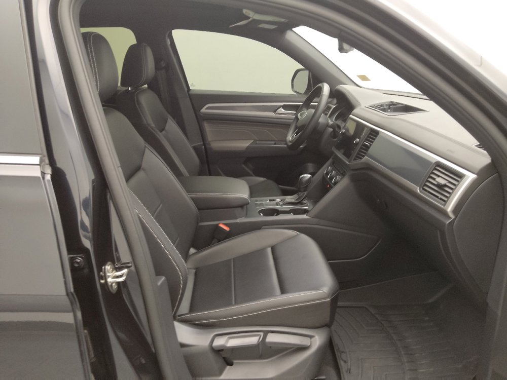Used 2021 Volkswagen Atlas Cross Sport SE image 21