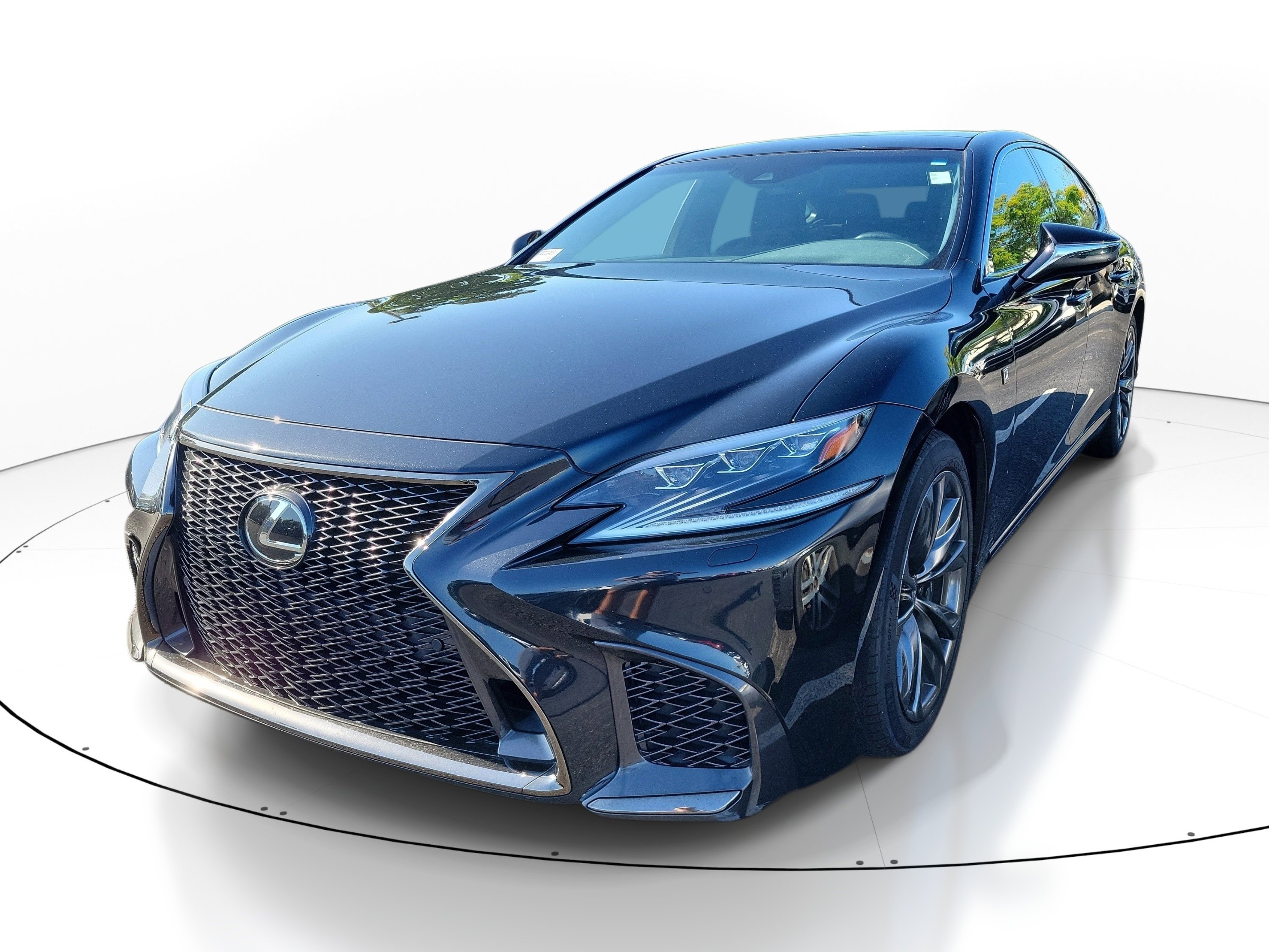 Used 2018 Lexus LS 500 F Sport w/ Accessory Package (Z2) RWD image 3