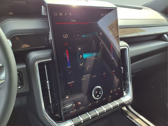 New 2026 GMC Yukon XL Elevation image 13