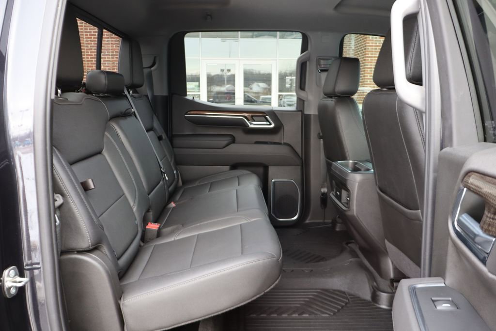 Used 2022 Chevrolet Silverado 1500 LT Trail Boss w/ LT Trail Boss Premium Package image 47