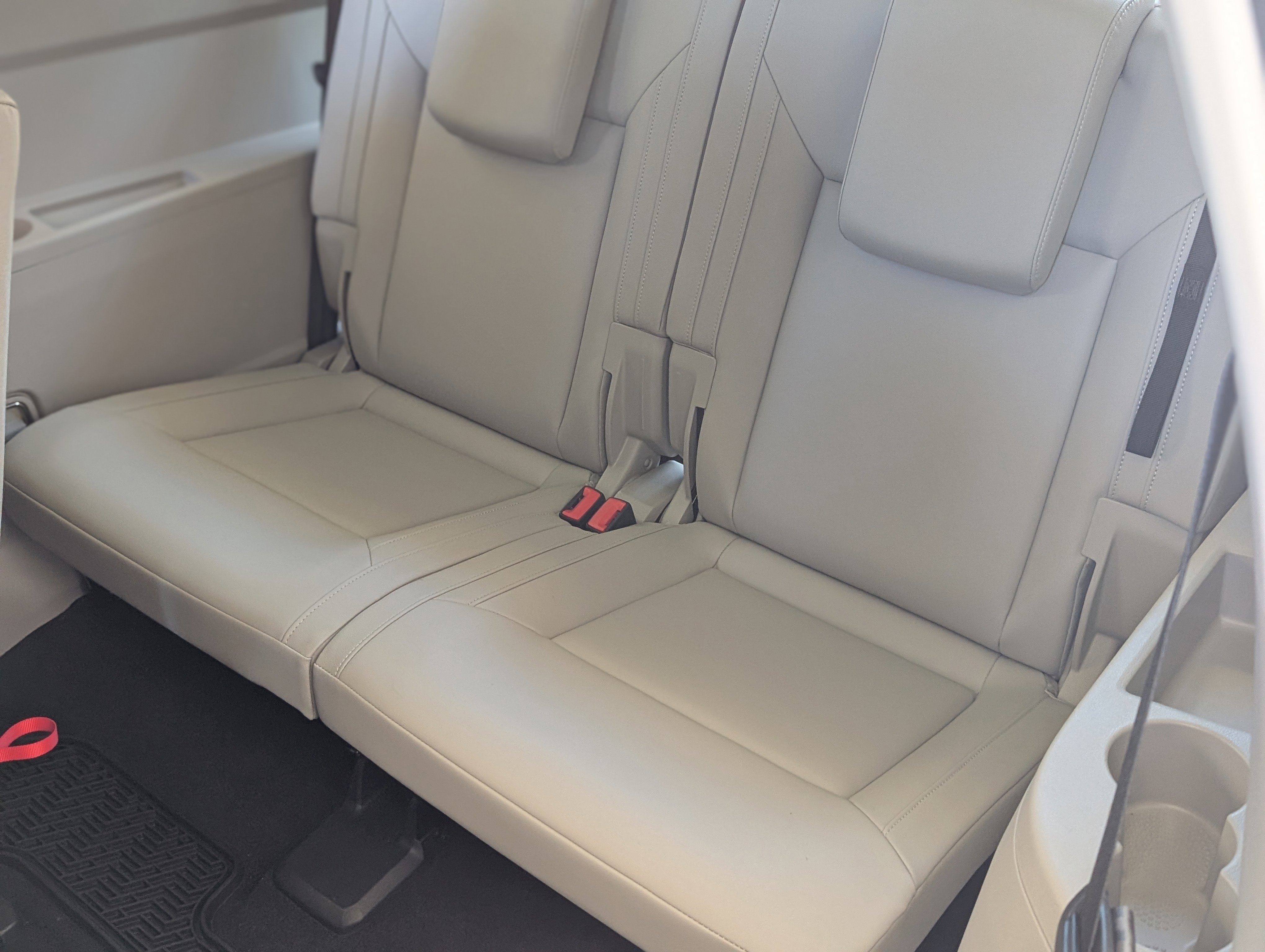 Used 2019 Volkswagen Atlas SE image 19