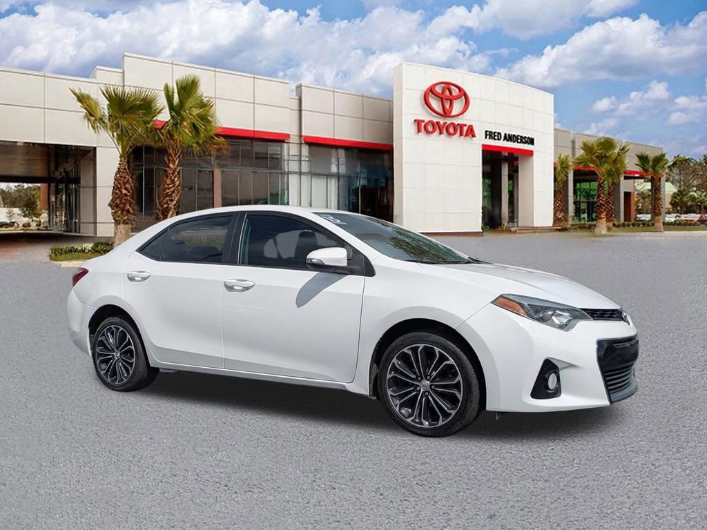 Used 2015 Toyota Corolla S image 2