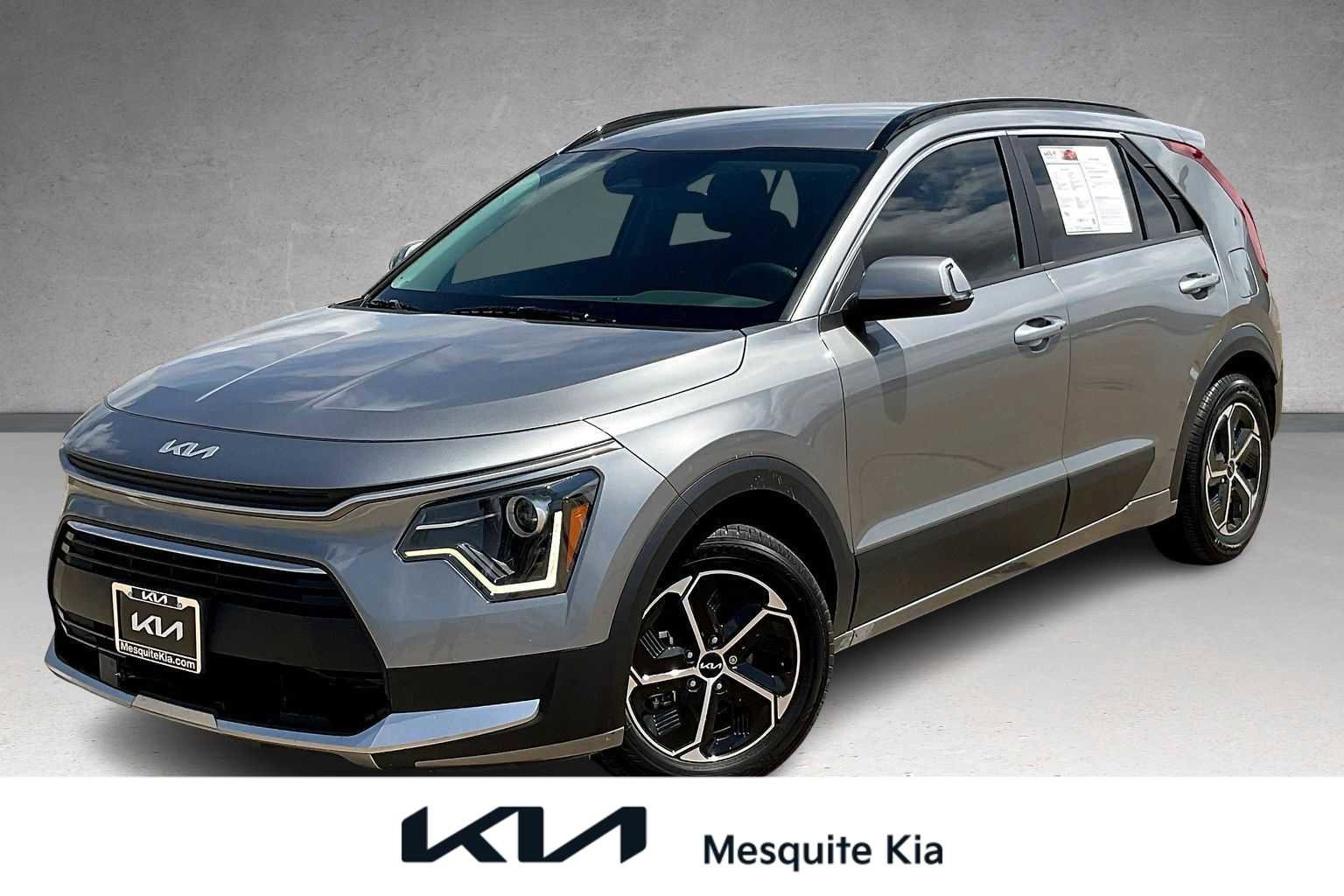 Used 2024 Kia Niro EX image 1