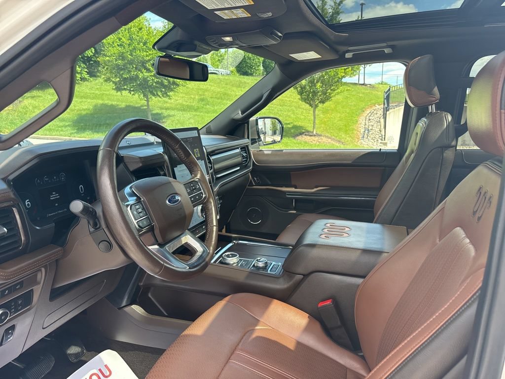 Used 2022 Ford Expedition King Ranch AWD/4WD image 17