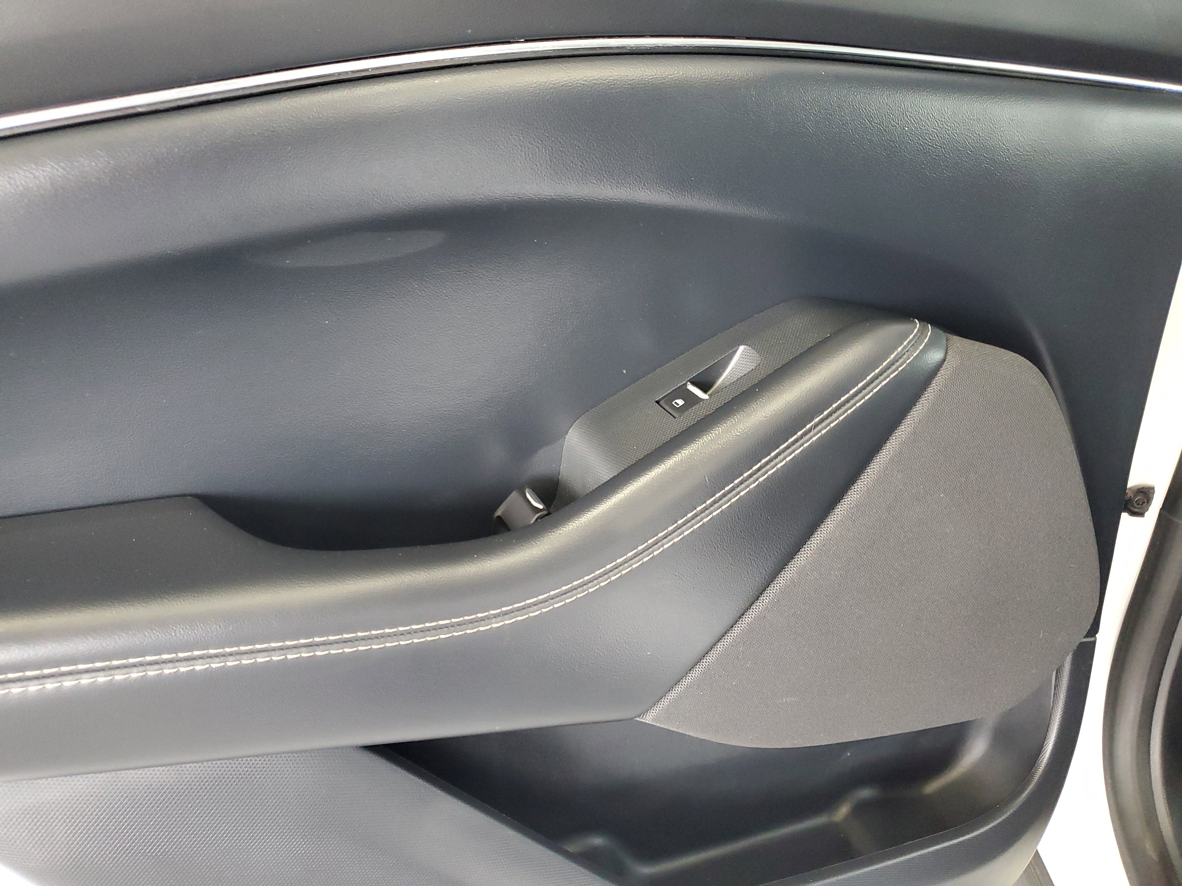 Used 2022 Ford Mustang Mach-E Select RWD image 14