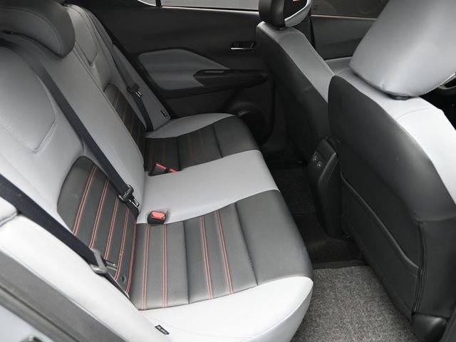 Used 2023 Nissan Kicks SR w/ SR Premium Package image 31