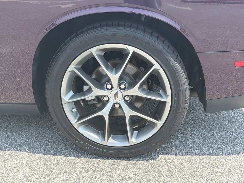 Used 2022 Dodge Challenger GT image 18